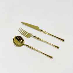 Cutlery Set Of 3-Gold