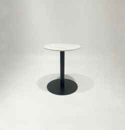 ROUND QUARTZ TABLE TOP