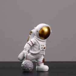 Resin Astronaut