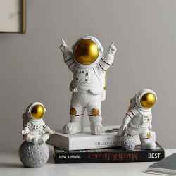 Resin Astronaut