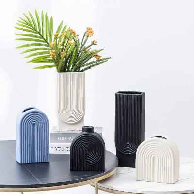 Ceramic Vase - Black