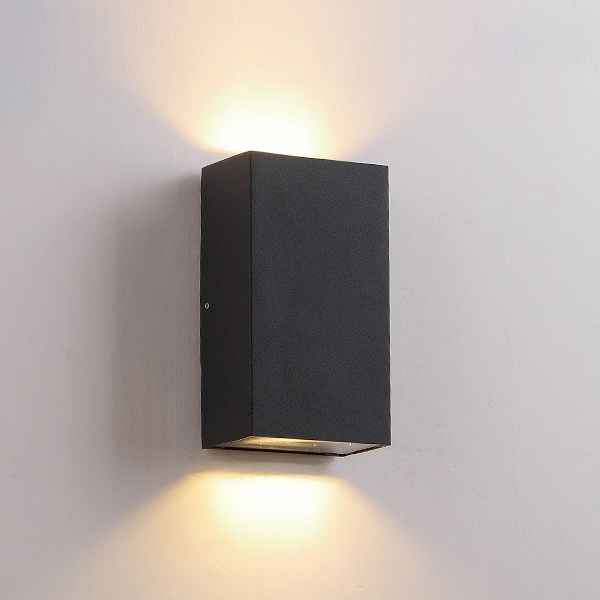 Aluminium Outdoor Wall Lamp
