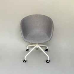 Adjustable Linen Working Chair