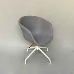 Adjustable Linen Working Chair