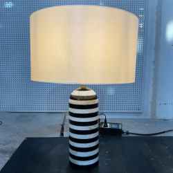 LT122234 Black&White