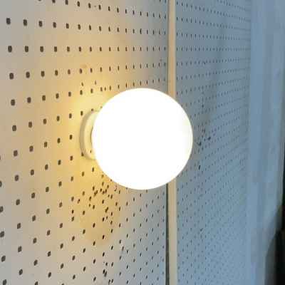 Ball Wall Lamp