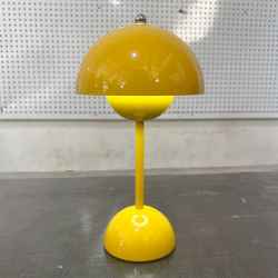 Iron&Acrylic Table Lamp