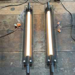 (LW118766) 8x6x60H cm.