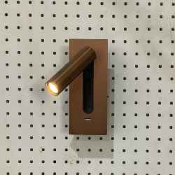 C: 7.4x4.5x17.8H (LW121321CU)