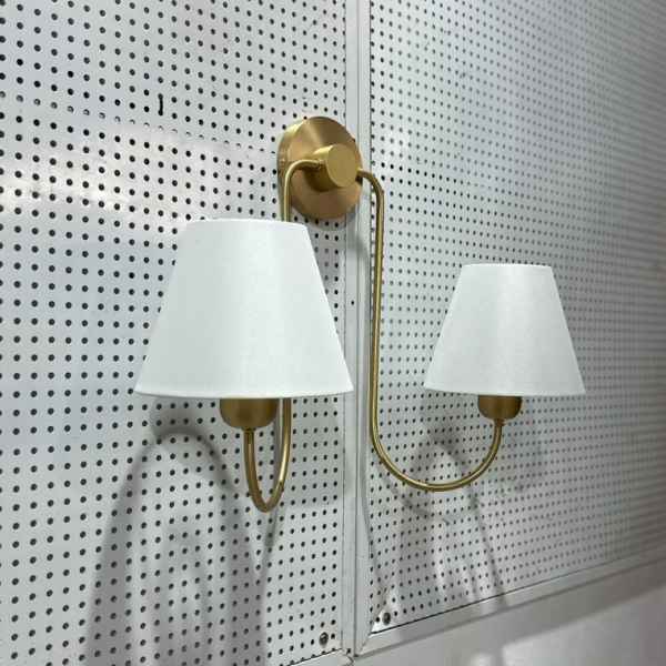 A: 60x22x45H cm. (LW123725)