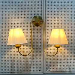 A: 60x22x45H cm. (LW123725)