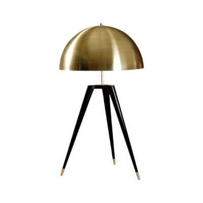Iron Tripod Table Lamp